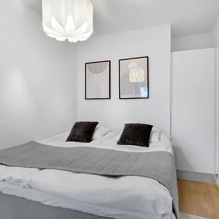 Modern 3-bedroom Near Metro Station In Orestad Copenaghen