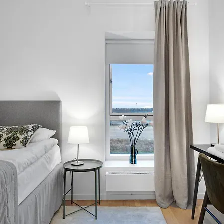 Modern 3-bedroom Near Metro Station In Orestad Appartamento