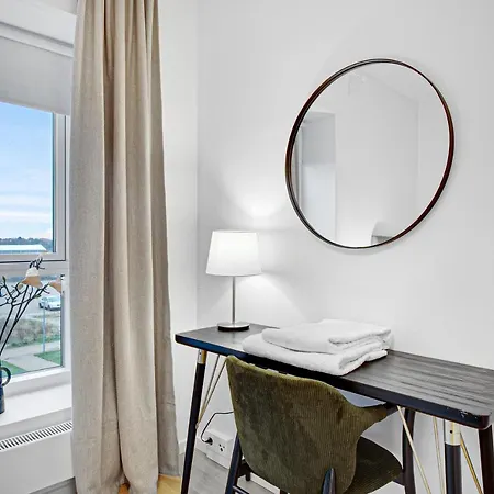 Modern 3-bedroom Near Metro Station In Orestad